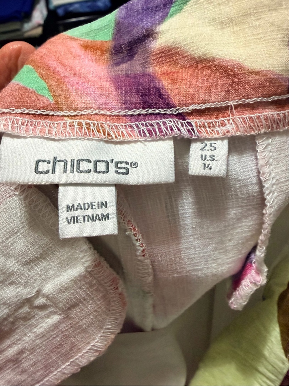 Chico's Multicolor Watercolor Floral Pants - Picture 5 of 6